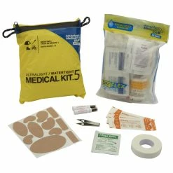 Adventure Medical Kits Ultralight & Watertight .5 6 Adventure Medical Kits Ultralight & Watertight .5 -Camping Shop 0125 0292 ultralight watertight 5 featured contents rsz 1 11433.1626821764