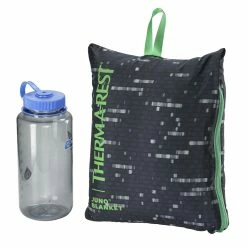 Therm-a-Rest Juno Blanket 28 Therm-a-Rest Juno Blanket -Camping Shop 11421 thermarest juno warpspeed ssack rsz 55766.1676491446