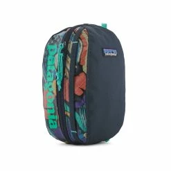 Patagonia Black Hole Cube - Small -Camping Shop WBS23 49361 JOYP ALT rsz 25650.1674074500