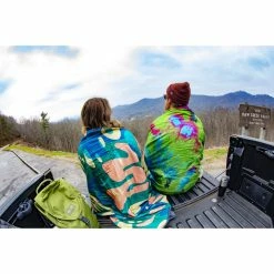 ENO FieldDay Blanket (Fall 2022) -Camping Shop eno fieldday blanket lifestyle13 rsz 47074.1672260208.1280.1280 32164.1672260256