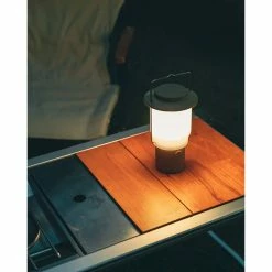 Snow Peak Home & Camp Lantern 20 Snow Peak Home & Camp Lantern -Camping Shop es 080 bk lifestyle 10 1024x1024 rsz 82264.1660263120