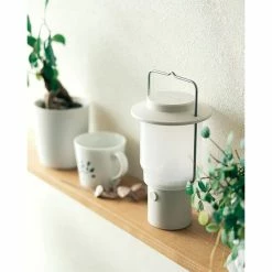 Snow Peak Home & Camp Lantern 21 Snow Peak Home & Camp Lantern -Camping Shop es 080 bk lifestyle 11 1024x1024 rsz 55252.1660263120