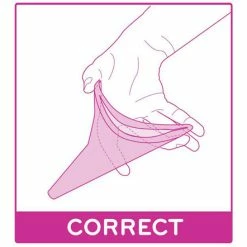 GoGirl & Extension Combo 10 GoGirl & Extension Combo -Camping Shop gogirl howtohold correct 400x442 1 1 22716.1626822446