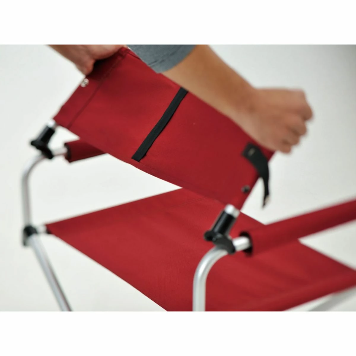 Snow Peak Folding Kid's Chair 3 Snow Peak Folding Kid's Chair - Image 3