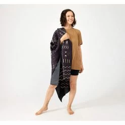 Nomadix Original Towel 29 Nomadix Original Towel -Camping Shop nomadix nm afri 101 original towel on model 1 rsz 80481.1661463649