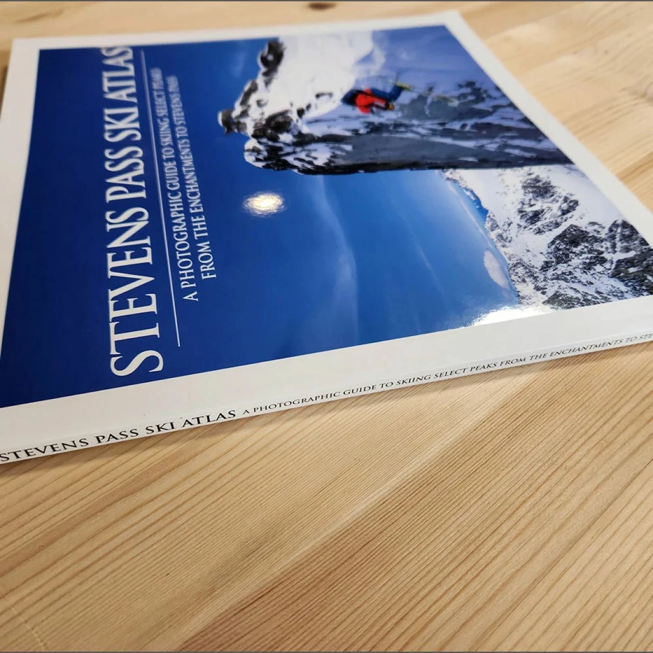 Alpenglow Publishing Studio Stevens Pass Ski Atlas 2 Alpenglow Publishing Studio Stevens Pass Ski Atlas - Image 2